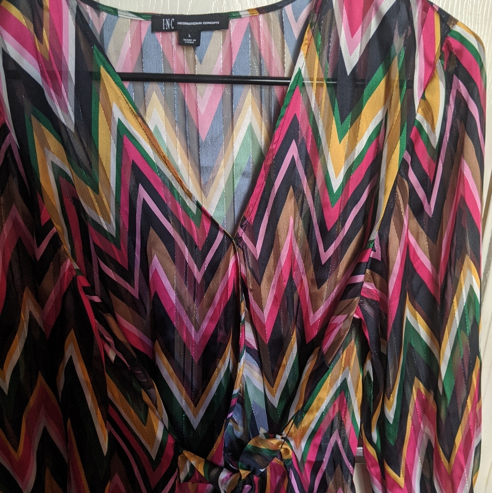 Multicolour tops
